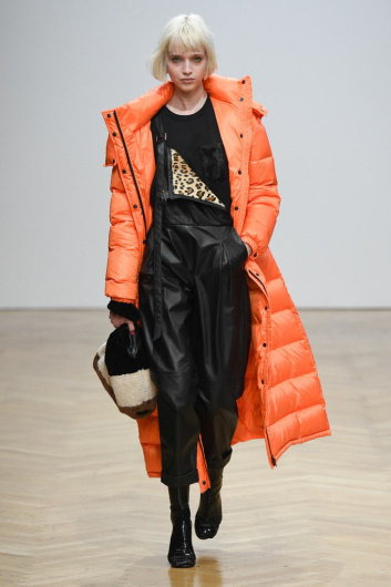 Fotoservizio/FW 19-20/WOMEN/SFILATA/SIMONETTA RAVIZZA/DP2/5