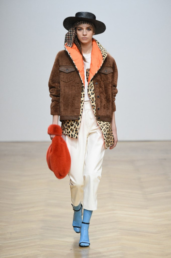 Fotoservizio/FW 19-20/WOMEN/SFILATA/SIMONETTA RAVIZZA/DP2/13