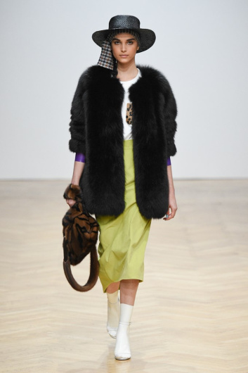 Fotoservizio/FW 19-20/WOMEN/SFILATA/SIMONETTA RAVIZZA/DP2/8