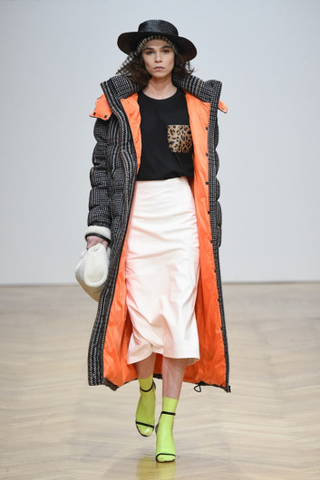 Fotoservizio/FW 19-20/WOMEN/SFILATA/SIMONETTA RAVIZZA/DP2/9