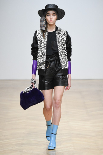 Fotoservizio/FW 19-20/WOMEN/SFILATA/SIMONETTA RAVIZZA/DP2/16