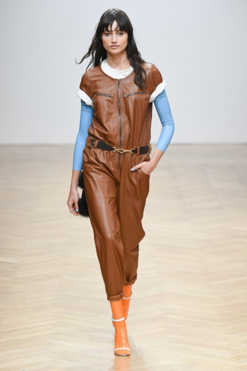 Fotoservizio/FW 19-20/WOMEN/SFILATA/SIMONETTA RAVIZZA/DP2/18