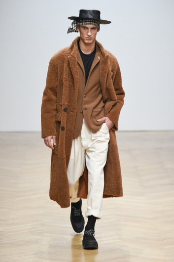 Fotoservizio/FW 19-20/WOMEN/SFILATA/SIMONETTA RAVIZZA/DP2/24