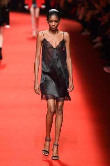 Fotoservizio/FW 19-20/WOMEN/SFILATA/PHILOSOPHY DI LORENZO SERAFINI/DP2/7