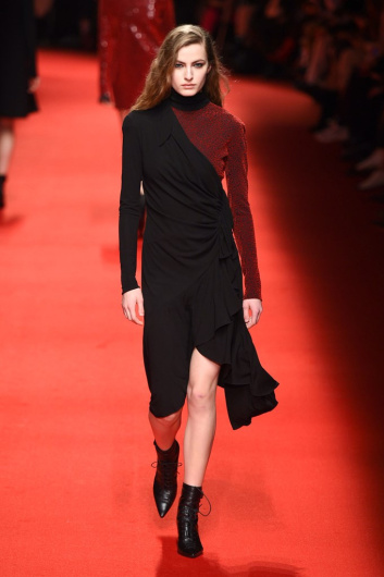 Fotoservizio/FW 19-20/WOMEN/SFILATA/PHILOSOPHY DI LORENZO SERAFINI/DP2/11