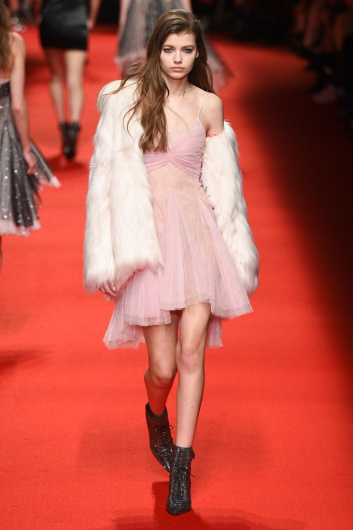 Fotoservizio/FW 19-20/WOMEN/SFILATA/PHILOSOPHY DI LORENZO SERAFINI/DP2/24