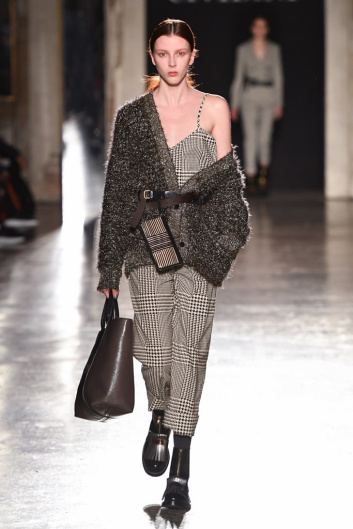 Fotoservizio/FW 19-20/WOMEN/SFILATA/CIVIDINI/DP2/6