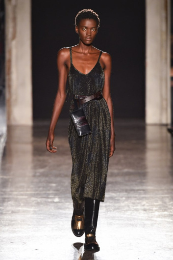 Fotoservizio/FW 19-20/WOMEN/SFILATA/CIVIDINI/DP2/9