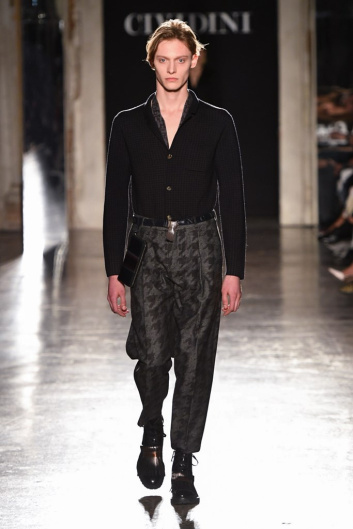 Fotoservizio/FW 19-20/WOMEN/SFILATA/CIVIDINI/DP2/3