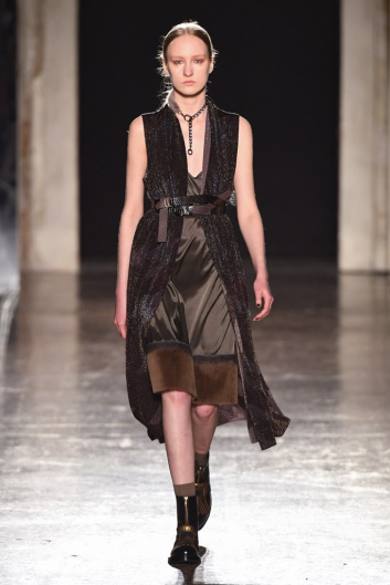 Fotoservizio/FW 19-20/WOMEN/SFILATA/CIVIDINI/DP2/5