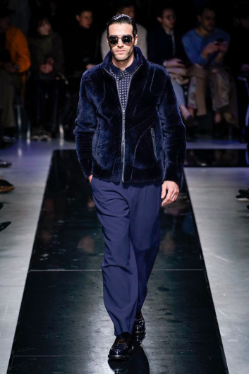 Fotoservizio/FW 19-20/WOMEN/SFILATA/GIORGIO ARMANI/DP2/2