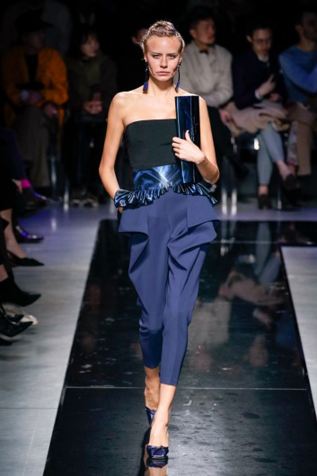 Fotoservizio/FW 19-20/WOMEN/SFILATA/GIORGIO ARMANI/DP2/2