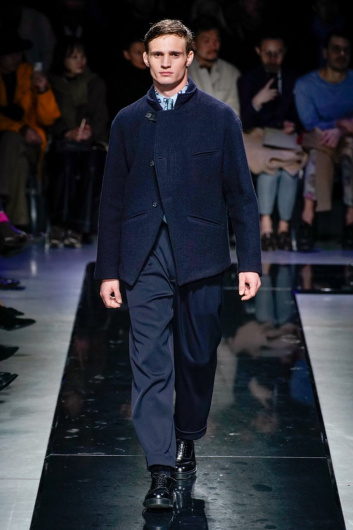 Fotoservizio/FW 19-20/WOMEN/SFILATA/GIORGIO ARMANI/DP2/3