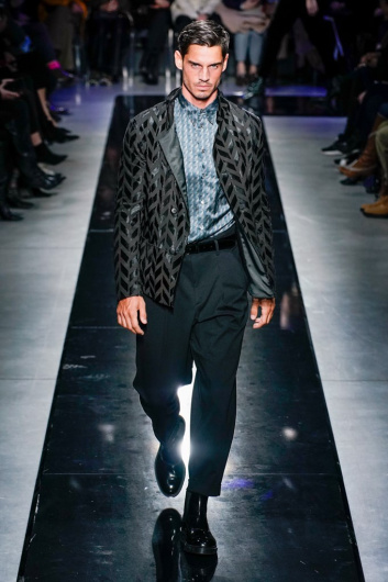 Fotoservizio/FW 19-20/WOMEN/SFILATA/GIORGIO ARMANI/DP2/4