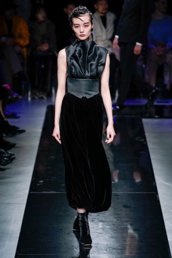 Fotoservizio/FW 19-20/WOMEN/SFILATA/GIORGIO ARMANI/DP2/19