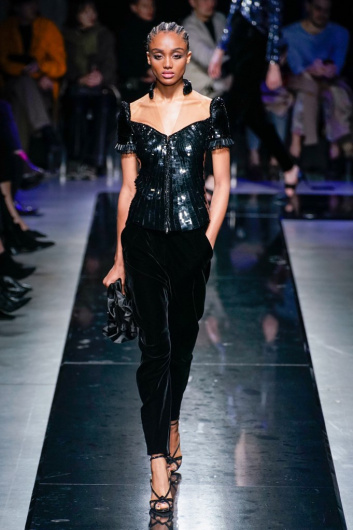 Fotoservizio/FW 19-20/WOMEN/SFILATA/GIORGIO ARMANI/DP2/4