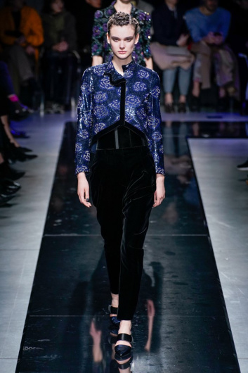 Fotoservizio/FW 19-20/WOMEN/SFILATA/GIORGIO ARMANI/DP2/5
