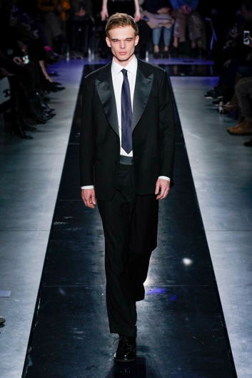 Fotoservizio/FW 19-20/WOMEN/SFILATA/GIORGIO ARMANI/DP2/10