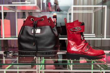 Fotoservizio/FW 19-20/WOMEN/PRESENTAZIONE/BALDININI/DP2/9