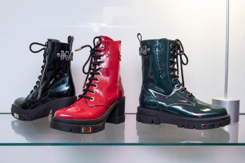 Fotoservizio/FW 19-20/WOMEN/PRESENTAZIONE/BALDININI/DP2/17