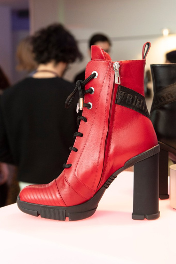 Fotoservizio/FW 19-20/WOMEN/PRESENTAZIONE/BALDININI/DP2/32