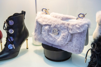 Fotoservizio/FW 19-20/WOMEN/PRESENTAZIONE/BALDININI/DP2/42