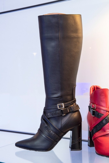 Fotoservizio/FW 19-20/WOMEN/PRESENTAZIONE/BALDININI/DP2/36