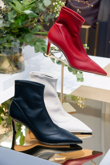 Fotoservizio/FW 19-20/WOMEN/PRESENTAZIONE/JIMMY CHOO/DP2/0