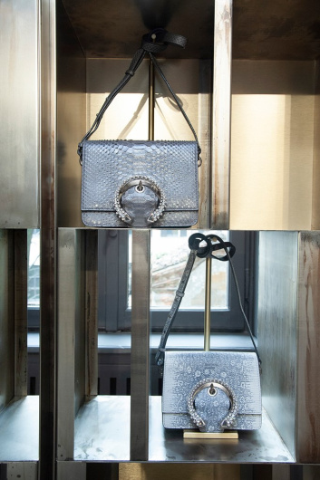 Fotoservizio/FW 19-20/WOMEN/PRESENTAZIONE/JIMMY CHOO/DP2/62