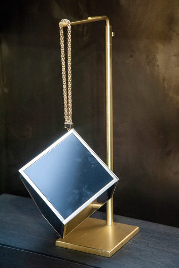 Fotoservizio/FW 19-20/WOMEN/PRESENTAZIONE/JIMMY CHOO/DP2/82