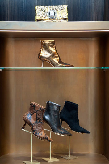 Fotoservizio/FW 19-20/WOMEN/PRESENTAZIONE/JIMMY CHOO/DP2/103