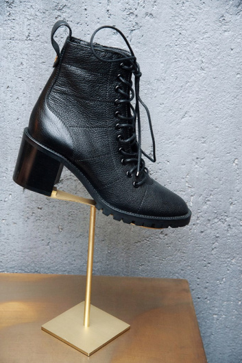 Fotoservizio/FW 19-20/WOMEN/PRESENTAZIONE/JIMMY CHOO/DP2/115