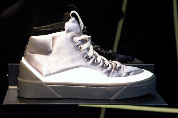 Fotoservizio/FW 19-20/WOMEN/PRESENTAZIONE/JIMMY CHOO/DP2/121