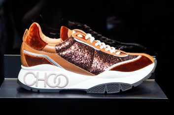 Fotoservizio/FW 19-20/WOMEN/PRESENTAZIONE/JIMMY CHOO/DP2/122