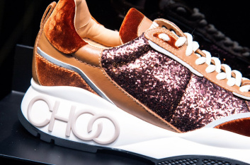 Fotoservizio/FW 19-20/WOMEN/PRESENTAZIONE/JIMMY CHOO/DP2/123