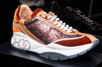 Fotoservizio/FW 19-20/WOMEN/PRESENTAZIONE/JIMMY CHOO/DP2/124