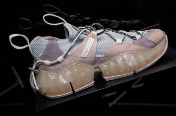 Fotoservizio/FW 19-20/WOMEN/PRESENTAZIONE/JIMMY CHOO/DP2/130