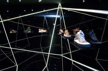 Fotoservizio/FW 19-20/WOMEN/PRESENTAZIONE/JIMMY CHOO/DP2/135