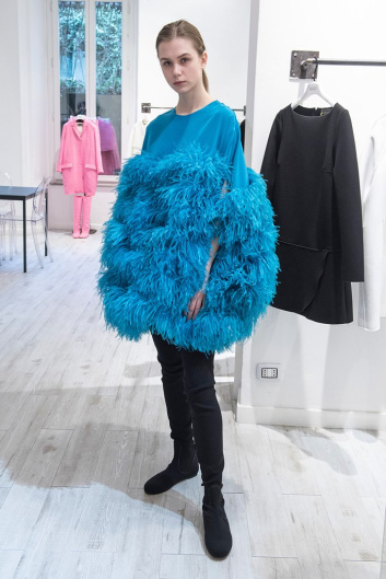 Fotoservizio/FW 19-20/WOMEN/PRESENTAZIONE/GIANLUCA CAPANNOLO/DP2/1