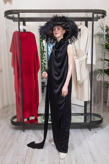 Fotoservizio/FW 19-20/WOMEN/PRESENTAZIONE/GIANLUCA CAPANNOLO/DP2/2