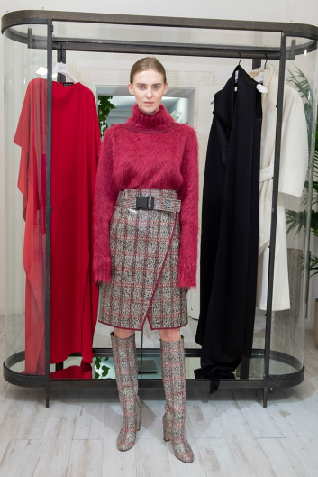 Fotoservizio/FW 19-20/WOMEN/PRESENTAZIONE/GIANLUCA CAPANNOLO/DP2/19