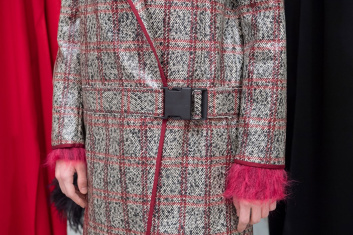 Fotoservizio/FW 19-20/WOMEN/PRESENTAZIONE/GIANLUCA CAPANNOLO/DP2/27