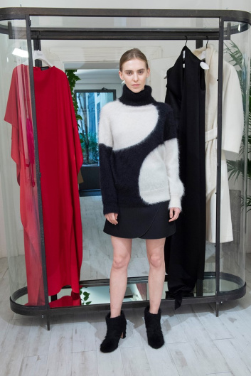Fotoservizio/FW 19-20/WOMEN/PRESENTAZIONE/GIANLUCA CAPANNOLO/DP2/30