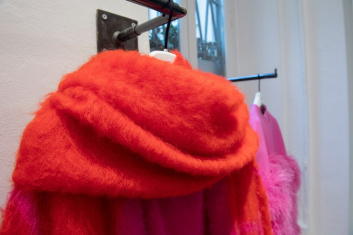 Fotoservizio/FW 19-20/WOMEN/PRESENTAZIONE/GIANLUCA CAPANNOLO/DP2/23