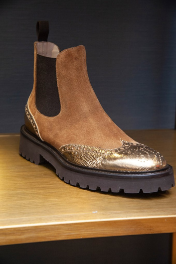 Fotoservizio/FW 19-20/WOMEN/PRESENTAZIONE/DOUCAL'S/DP2/8