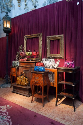 Fotoservizio/FW 19-20/WOMEN/PRESENTAZIONE/PAULA CADEMARTORI/DP2/1