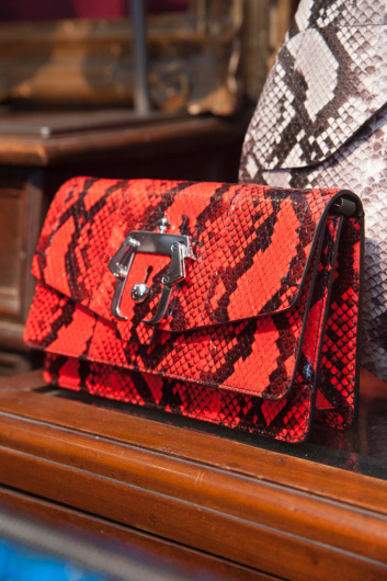 Fotoservizio/FW 19-20/WOMEN/PRESENTAZIONE/PAULA CADEMARTORI/DP2/7