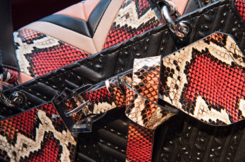 Fotoservizio/FW 19-20/WOMEN/PRESENTAZIONE/PAULA CADEMARTORI/DP2/25