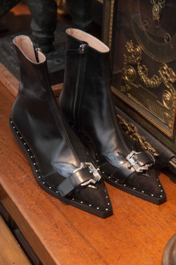 Fotoservizio/FW 19-20/WOMEN/PRESENTAZIONE/PAULA CADEMARTORI/DP2/59