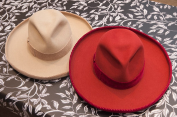 Fotoservizio/FW 19-20/WOMEN/PRESENTAZIONE/BORSALINO/DP2/28